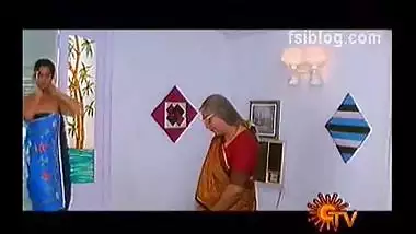 Meena Bra Hook Scene – FSIBlog.com