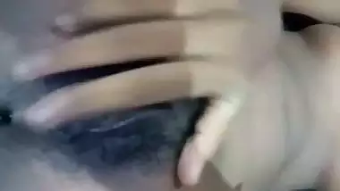 Tamil teenage girl fingering masturbation selfie