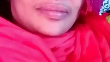 Bangladeshi bhabhi showing ass and fingering pussy