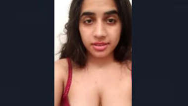 Pics showing for free -16years indian girl bangali xxx