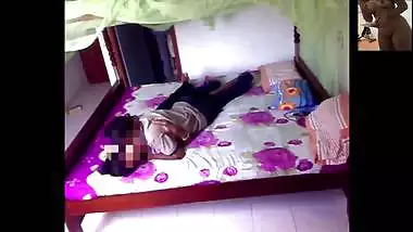 Indian Desi Couple Housewife first time in Sri...
