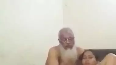 Mature couple fucking