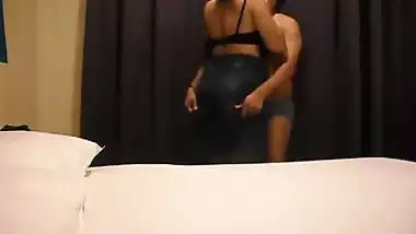 Big Ass Mallu Bhabhi Gives Blowjob To Her Pervert Boss