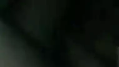 Penetrates my dick in GF’s tight pussy in desi sex MMS